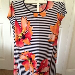 Tiana B Ladies short sleeve dress